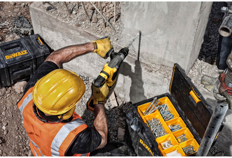 Бур по бетону DeWALT SDS-Plus EXTREME2 DT9827_1