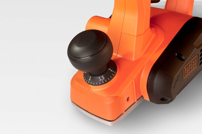 Електричний рубанок BLACK+DECKER BEW712