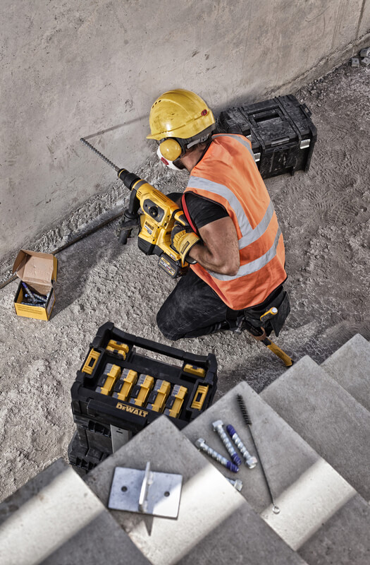 Бур по бетону DeWALT DT60814
