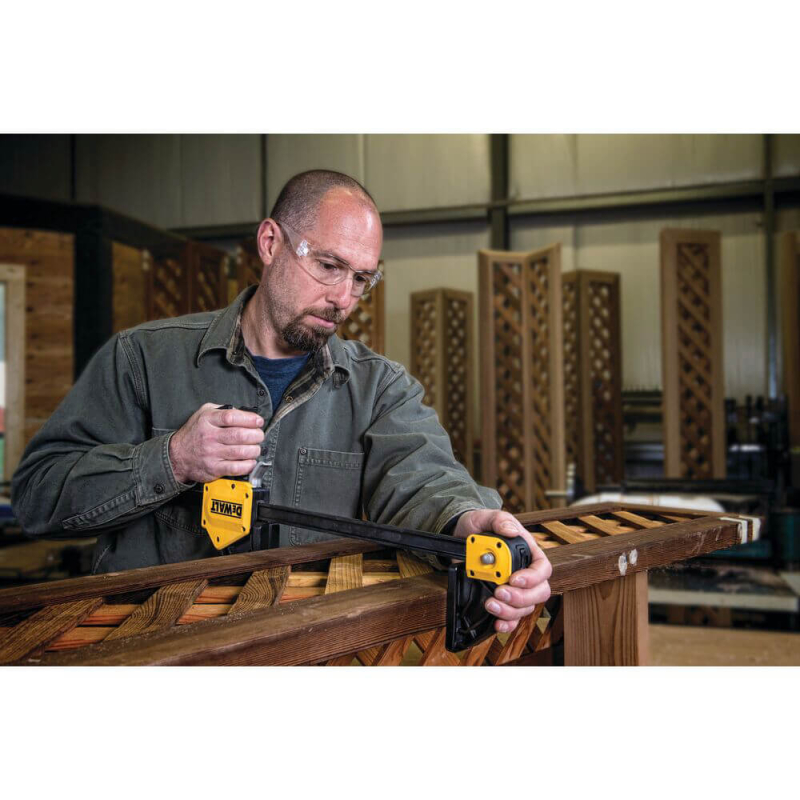 Струбцина DeWALT XL триггерна DWHT0-83186