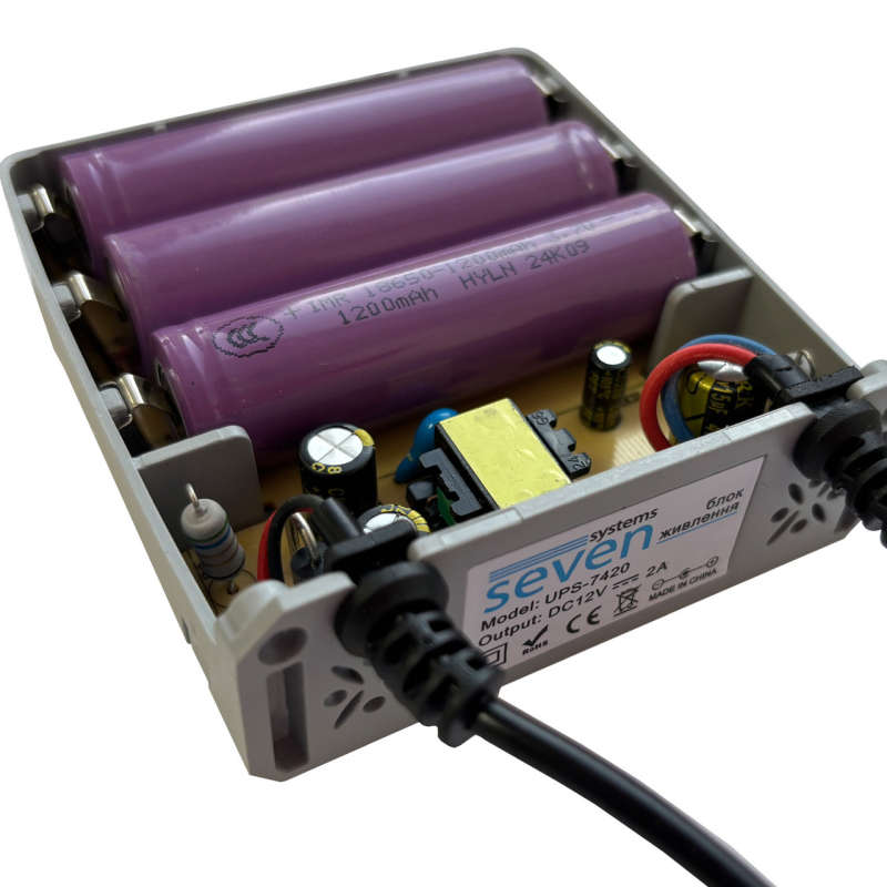 Блок безперервного живлення SEVEN Systems 12V/2A UPS-7420 (UPS-7420)